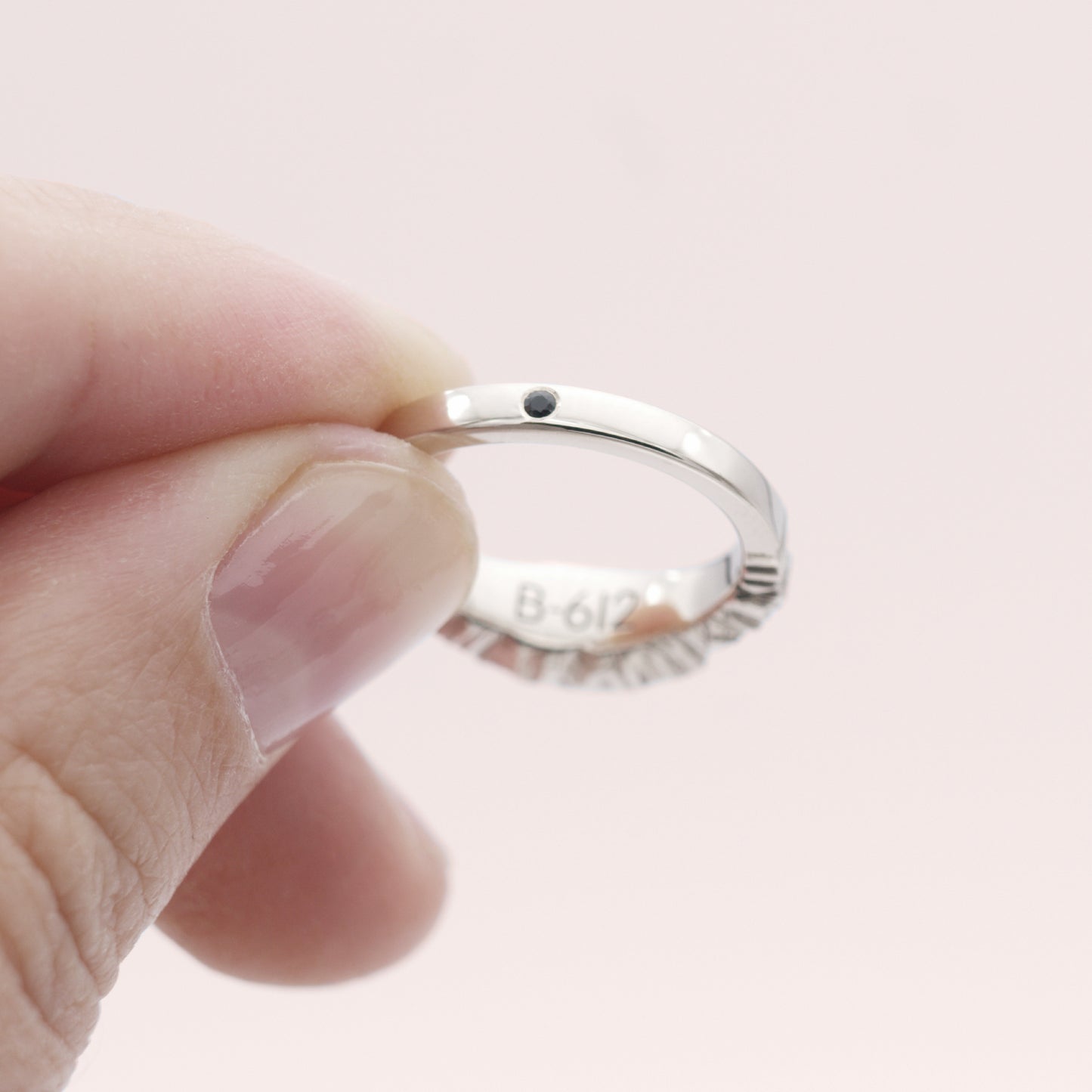 ENGAGEMENT RING WITH METEORITE AND BLACK SAPPHIRE